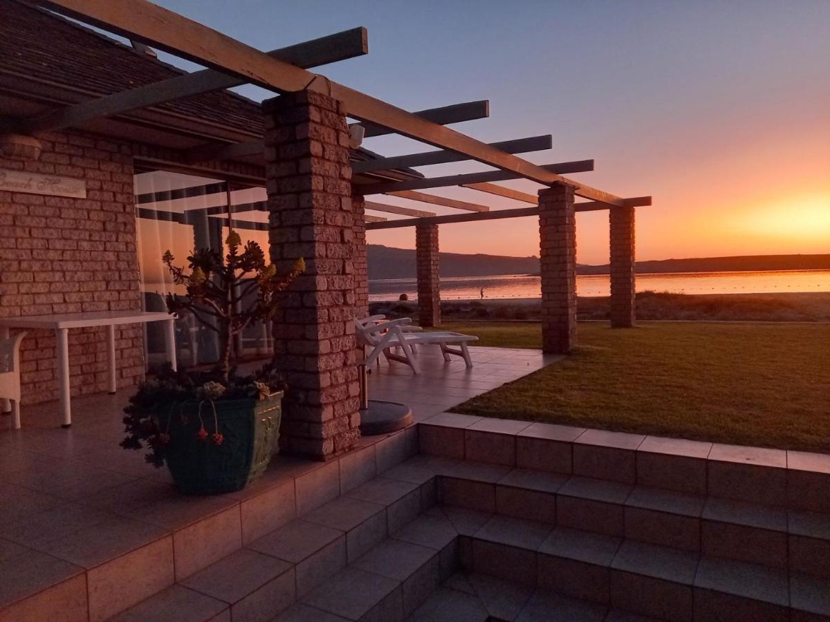 Water'S Edge Apartment Лангебан Екстериор снимка