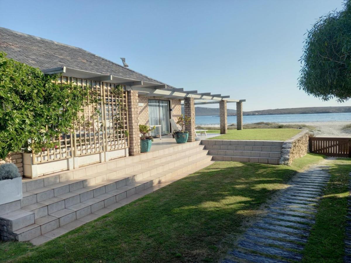 Water'S Edge Apartment Лангебан Екстериор снимка
